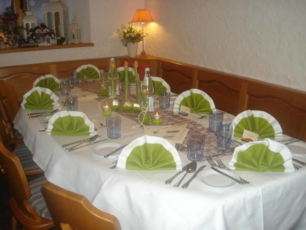 Schade'S Wohlfuehlhotel Зелб Екстериор снимка